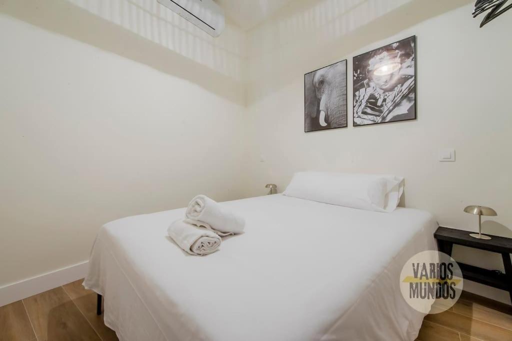 Cozy Y Centrico Apt Para 6Pax En Plaza Del Carmen E2 Madrid Exterior photo